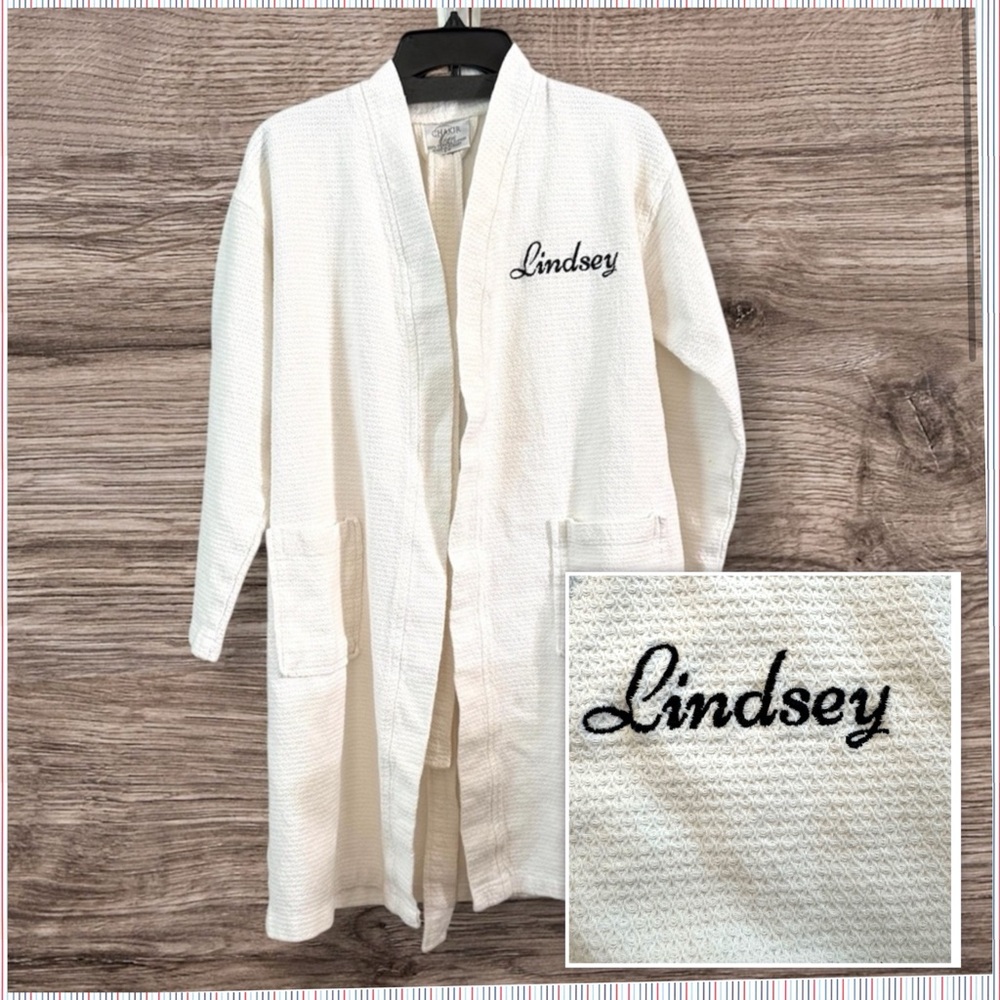 CHAKIR linen 100% cotton waffle shower robe, inscribed “Lindsey” size S/M